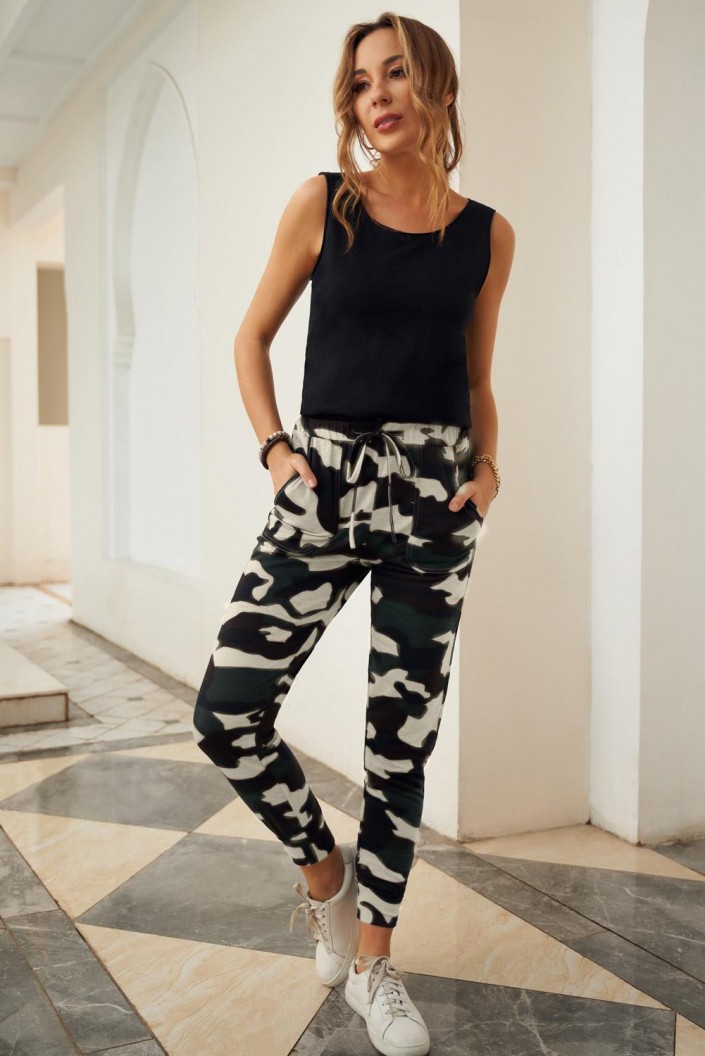 Športne kamuflažne army hlače Athena