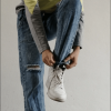 Svetlo moder denim jogger Lucille z žepi